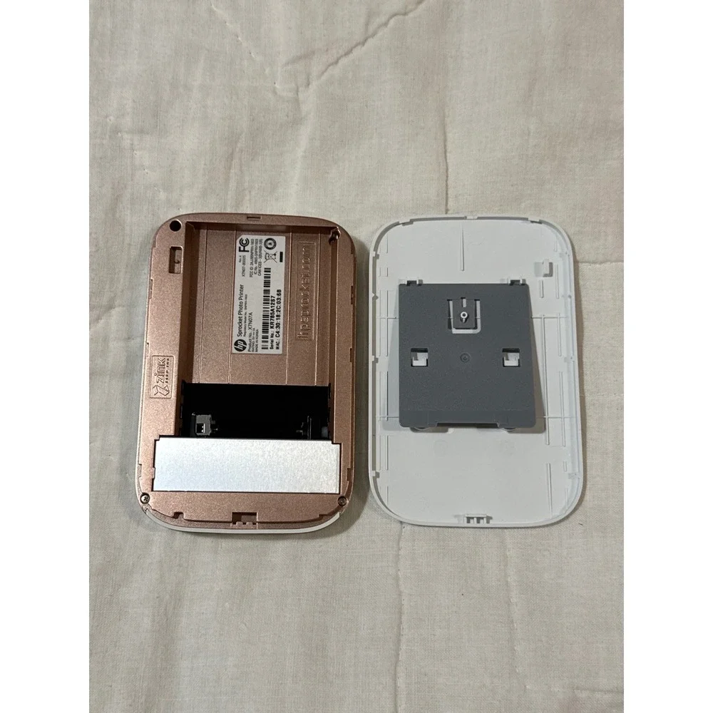 HP Sprocket 1st Edition Portable Photo‎ Printer with Hardshell Case and strap